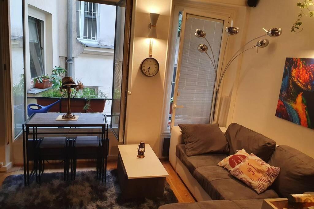 Cozy Heart Of Paris, 3 Mins Louvre *